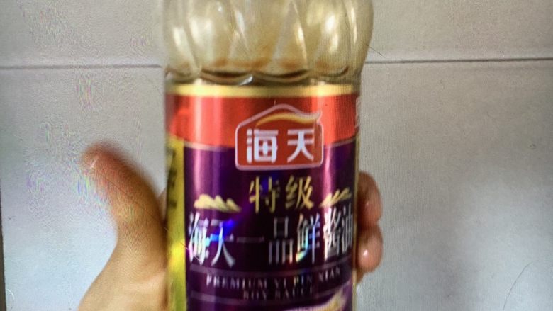 毛豆炒肉丝,生抽