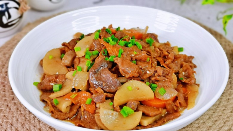 小炒牛肉,营养丰富,牛肉嫩滑,好吃不胖。