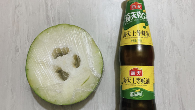 蚝油冬瓜,食材如图，所示示意。