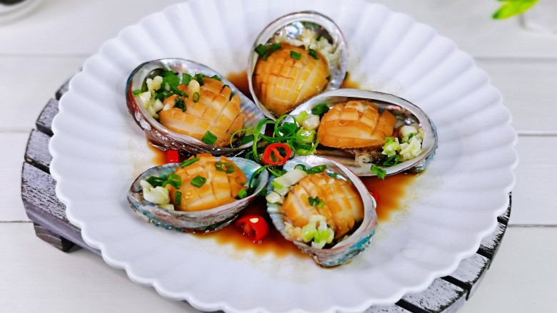 清蒸鲍鱼,清蒸鲍鱼,原汁原味。