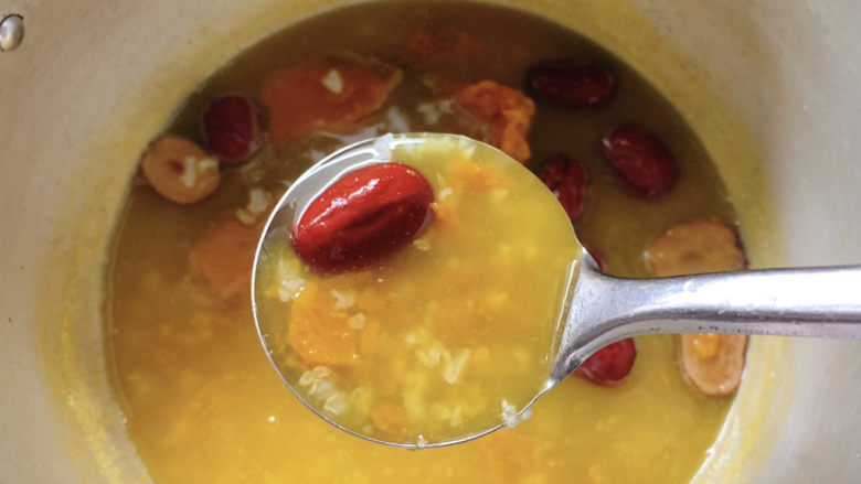 红枣南瓜粥,红枣南瓜粥完成。