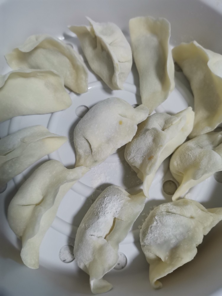 猪肉葱花水饺,饺子包好