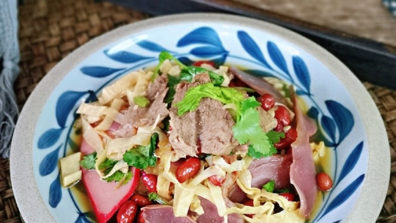 麻辣拌,瞬间胃口大开,全家人都喜欢。