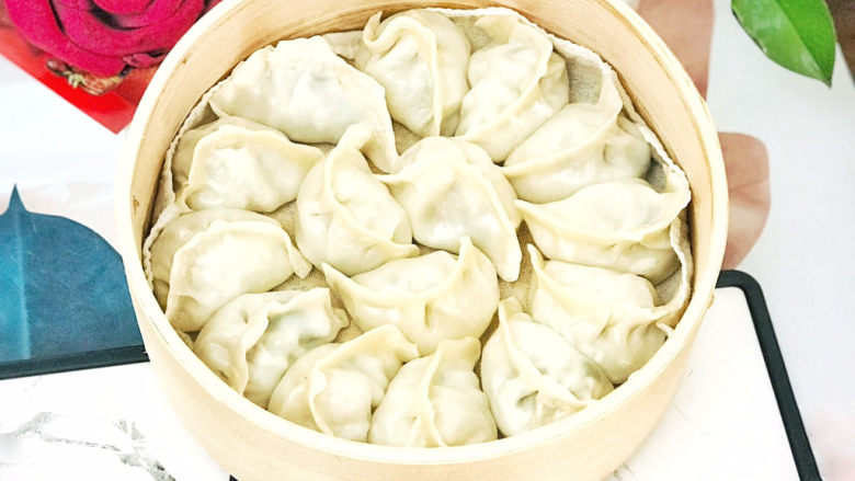 三鲜蒸饺,一笼蒸饺,美味佳肴