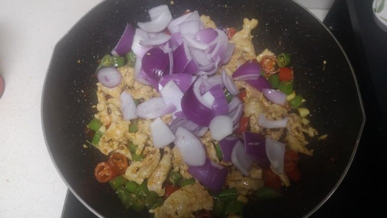 洋葱炒肉片,下洋葱