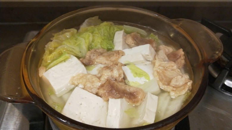 白菜豆腐汤,完成端上桌?