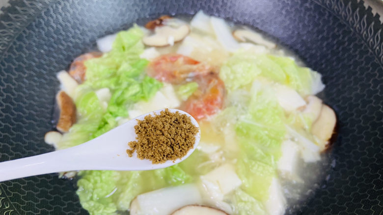 白菜豆腐汤,<a style='color:red;display:inline-block;' href='/shicai/ 756'>鸡精</a>调味