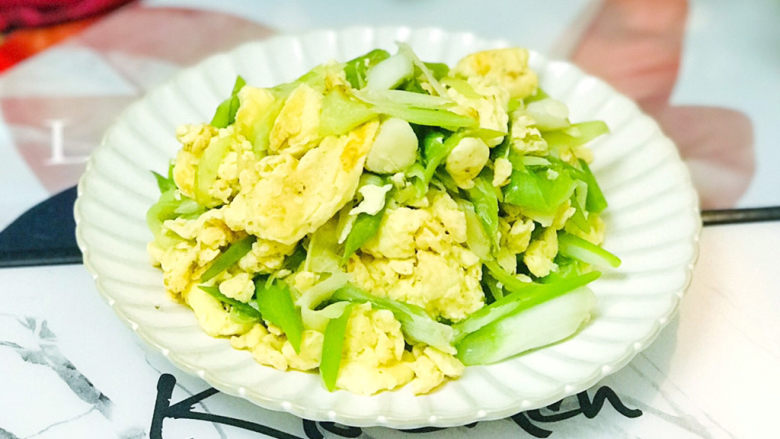 大葱炒鸡蛋,成品图