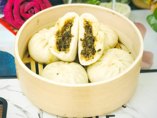 梅干菜肉包