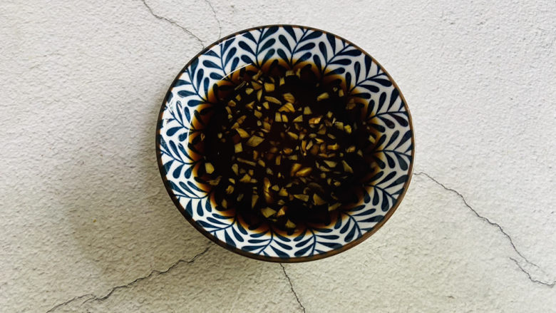 清蒸螃蟹,一勺海鲜酱油,三勺香醋