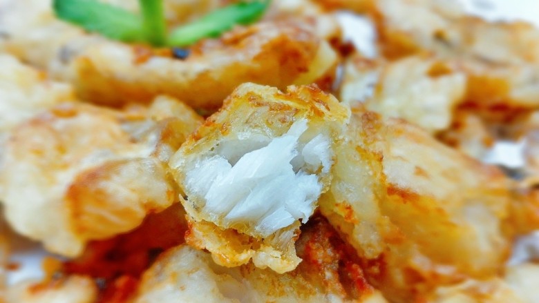 炸鱼块,外酥里嫩,好吃到停不下来!