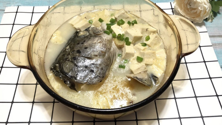 豆腐鱼头汤