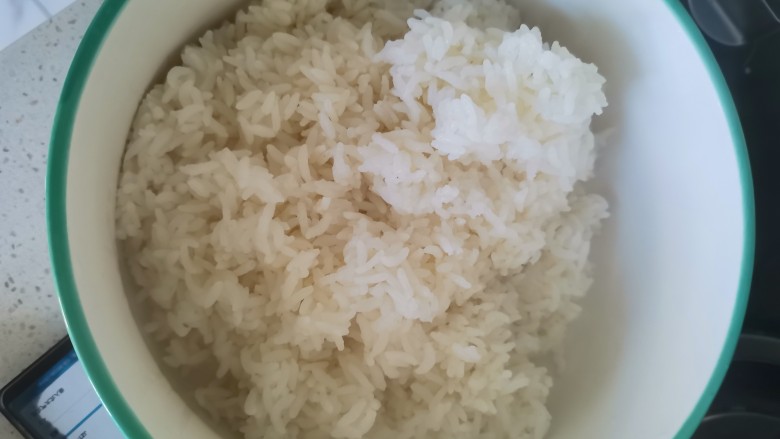土豆泥生菜农家打包饭,大碗中加<a style='color:red;display:inline-block;' href='/shicai/ 507'>米饭</a>