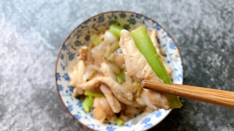 爆炒鸡胸肉