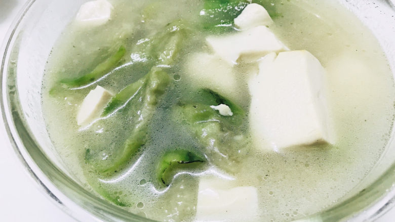 丝瓜炖豆腐,盛出,丝瓜炖豆腐~
