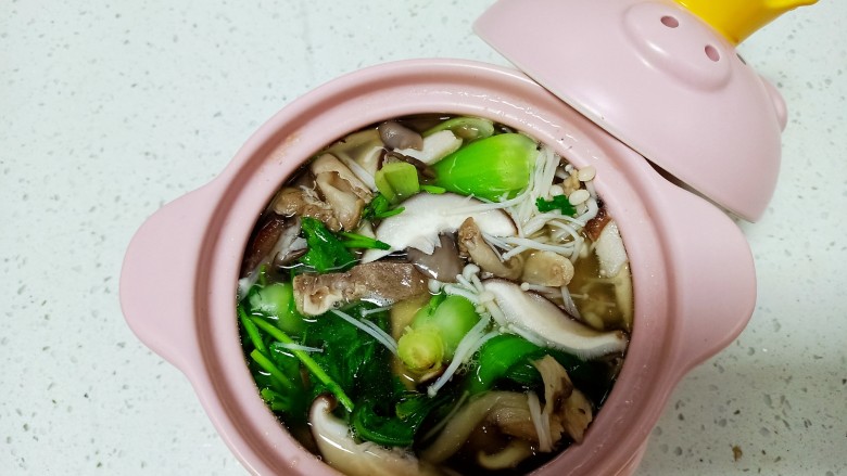 羊杂三菌汤,关火