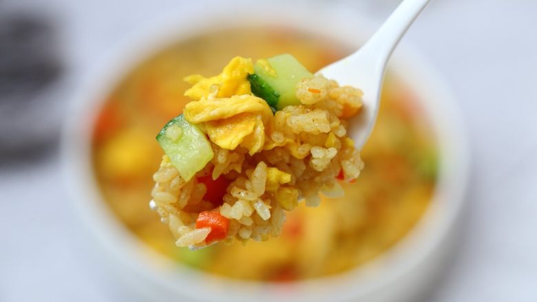 咖喱蛋炒饭,食欲满满有木有?