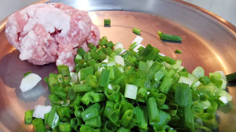 橄榄菜炒饭,<a style='color:red;display:inline-block;' href='/shicai/ 442'>肉末</a>,葱花