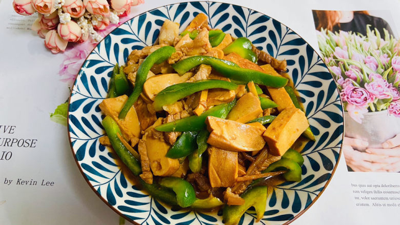 青椒炒豆干,青椒炒豆干成品图