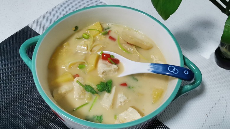 豆腐炖藕片,完成