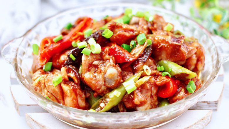 香菇蒸鸡块,喜欢的集美们赶紧来试试吧~