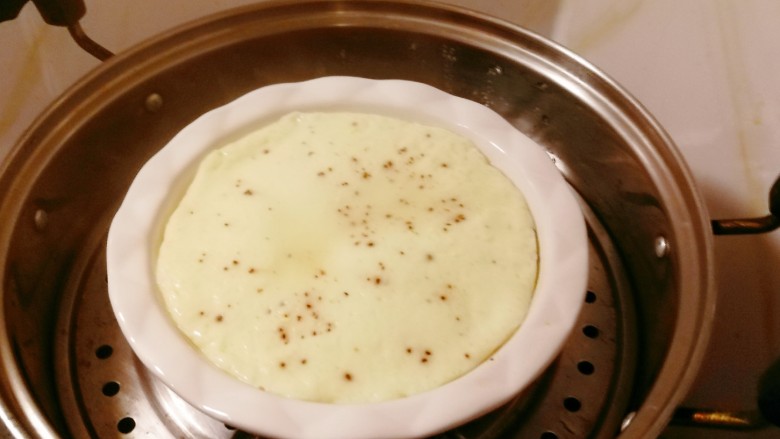 瑶柱蒸蛋,时间到了,已经熟了。