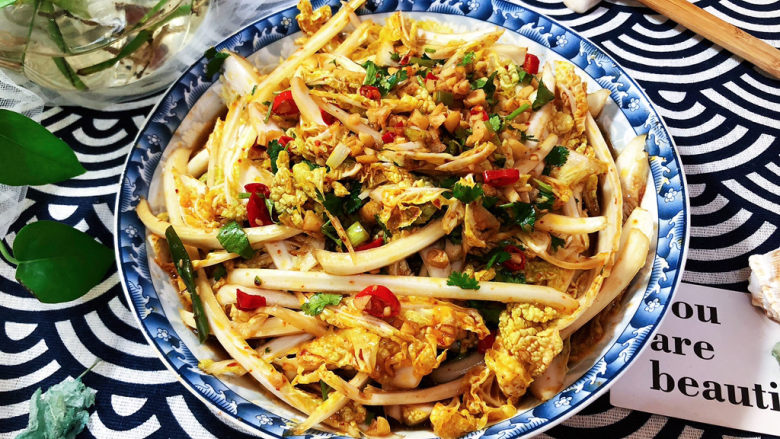 酸辣娃娃菜,成品