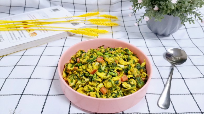 芹菜叶炒鸡蛋,成品图!
