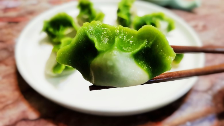 翡翠白菜饺子,来,我喂你一口吧!