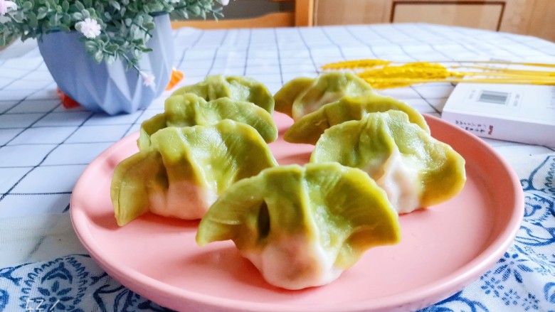 翡翠芹菜猪肉水饺,成品图!