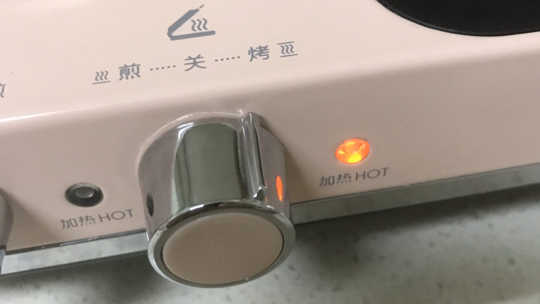 华夫饼,开烤不要开煎(煎是下面,烤是上下)