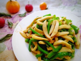 青椒炒杏鲍菇