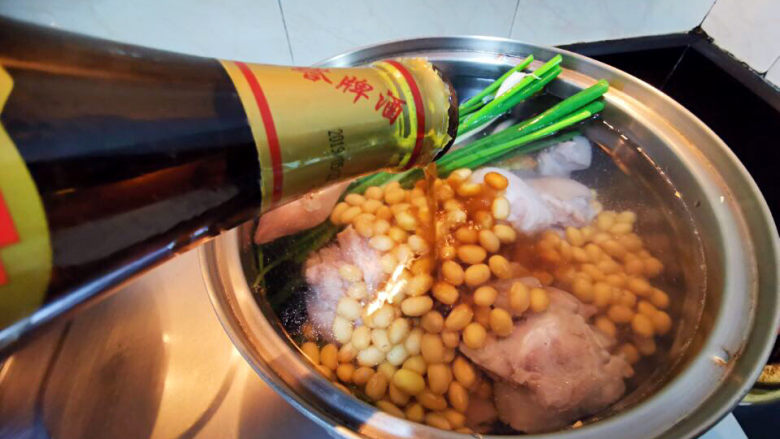 黄豆猪脚汤,去腥解腻就是它,绍兴黄酒