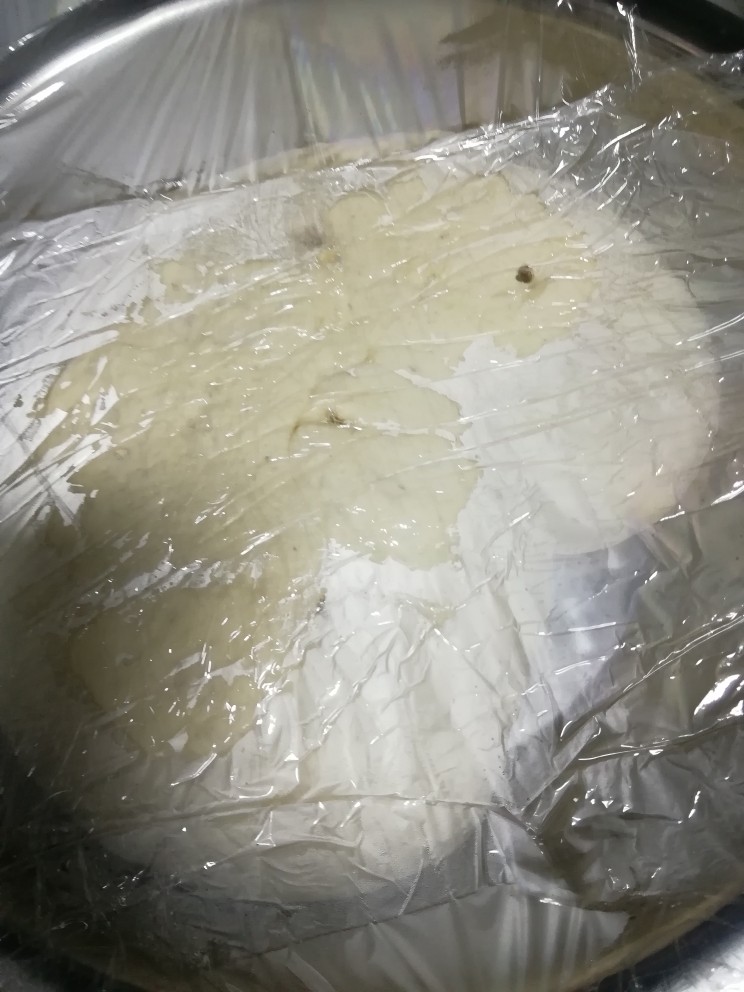蔬菜包子,面粉用量多少根据水,和好蒸包子稍微软一点点,不粘手稍微有点硬一点就可以