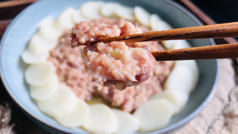 超级滑嫩的山药蒸肉饼,宝宝最爱,肉饼滑嫩多汁,山药软糯,超好吃呀!