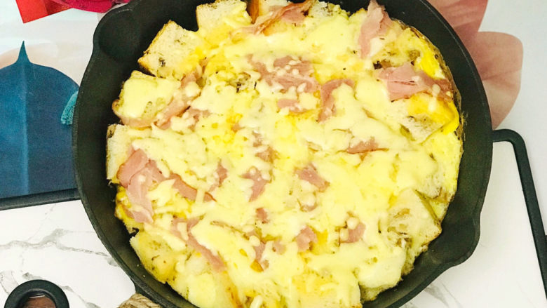 吐司培根披萨,早餐来一份,美美滴