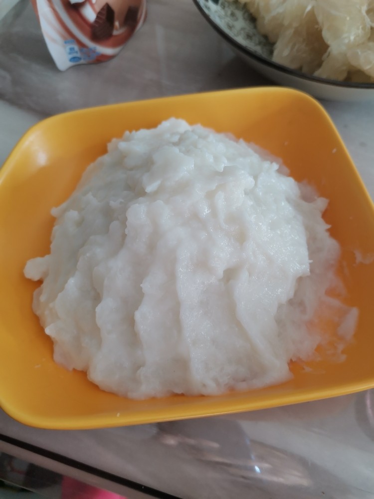 蓝莓酱浇菜山药,事实证明用塑料袋做不出装盘效果,凑合看吧