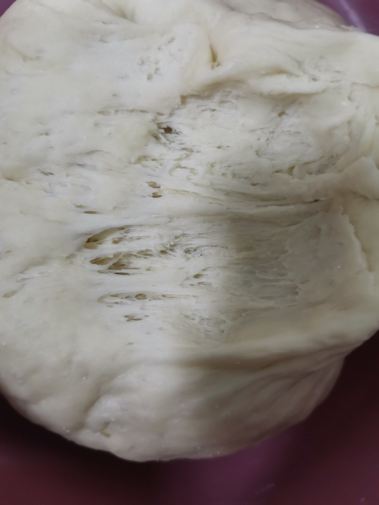 口袋饼,3个小时左右,发好的面成大蜂窝状