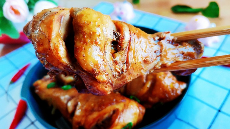 电饭锅焖鸡腿,大口吃肉才过瘾!