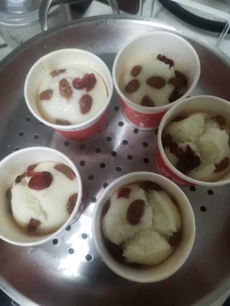 大米糕,水开蒸25到30分,关火,焖5分