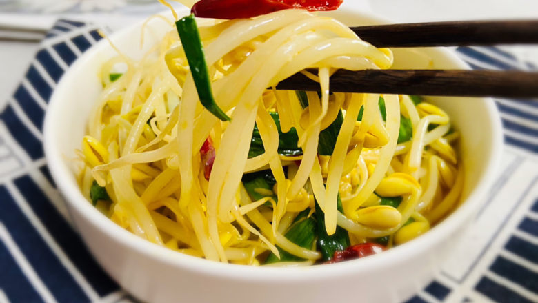 清炒黄豆芽,香辣美味、清脆爽口!