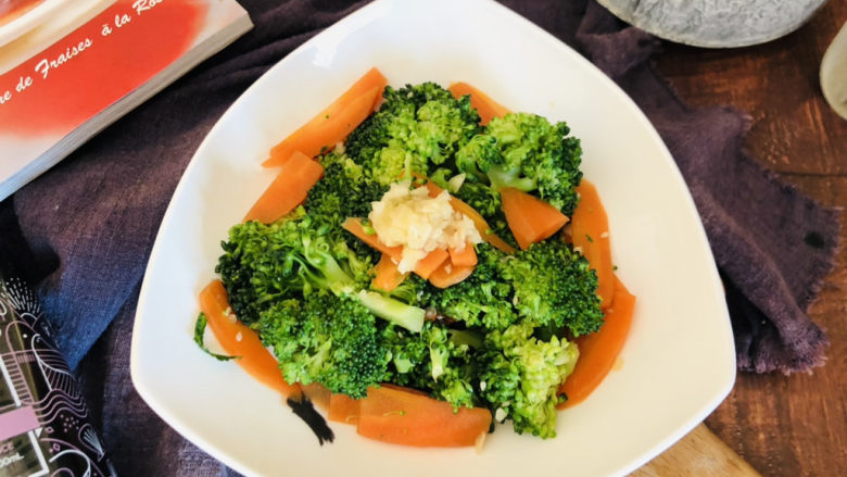 蒜蓉西兰花,成品。