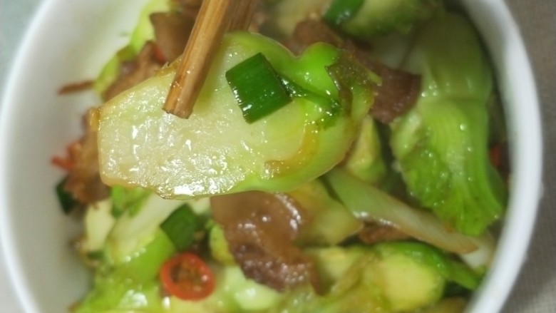 儿菜炒肉,一口催嫩的儿菜,好满足