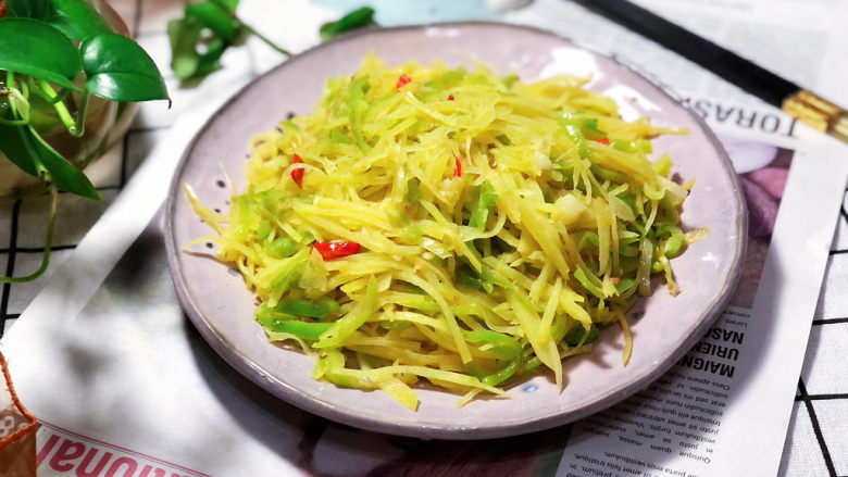青椒炒土豆丝,成品