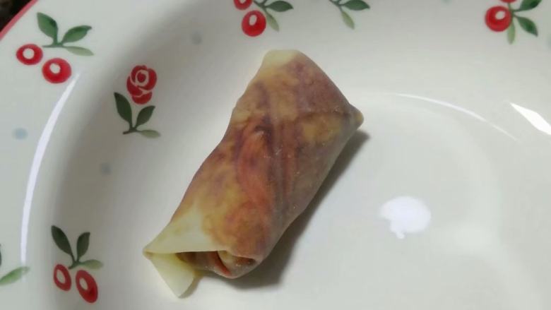 简简单单也不失美味~~饼皮包土豆丝的做法,包好