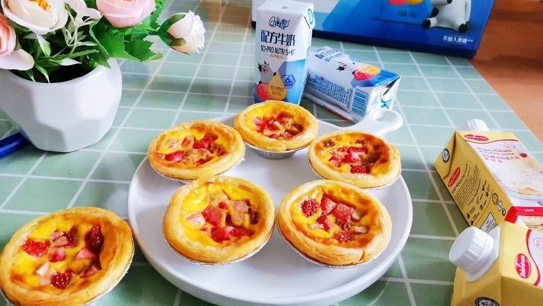 草莓🍓蛋挞,成品3