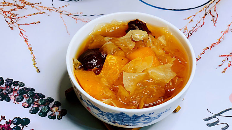 木瓜炖银耳,木瓜炖银耳,成品图