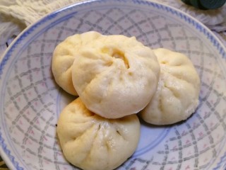 家常早餐~白菜包子