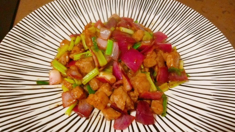 黑椒牛肉粒,成品图