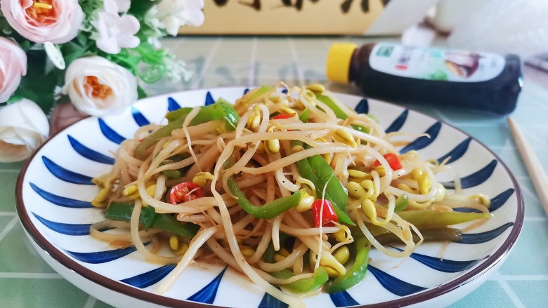 爆炒黄豆芽,成品图!
